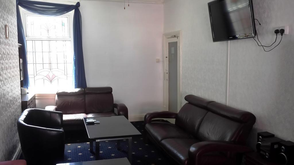 Airedale Hotel Блекпул Екстериор снимка