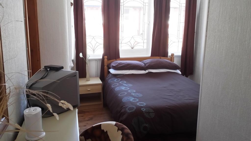 Airedale Hotel Блекпул Стая снимка